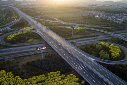 中秋国庆高速公路免费时间2023：9月28免过路费吗？