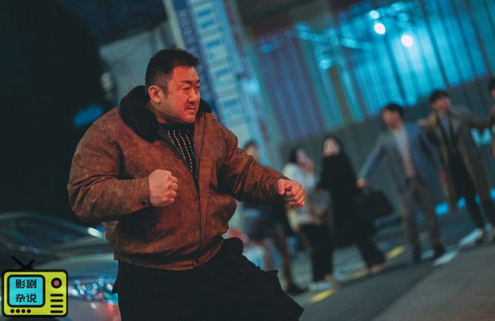 马东锡的新作《犯罪都市4》即将上映，4月24日在韩国公映，海报和剧照已曝光